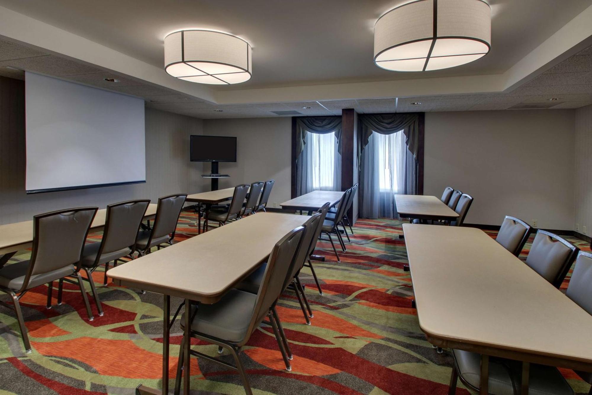Drury Inn & Suites Bowling Green Bagian luar foto