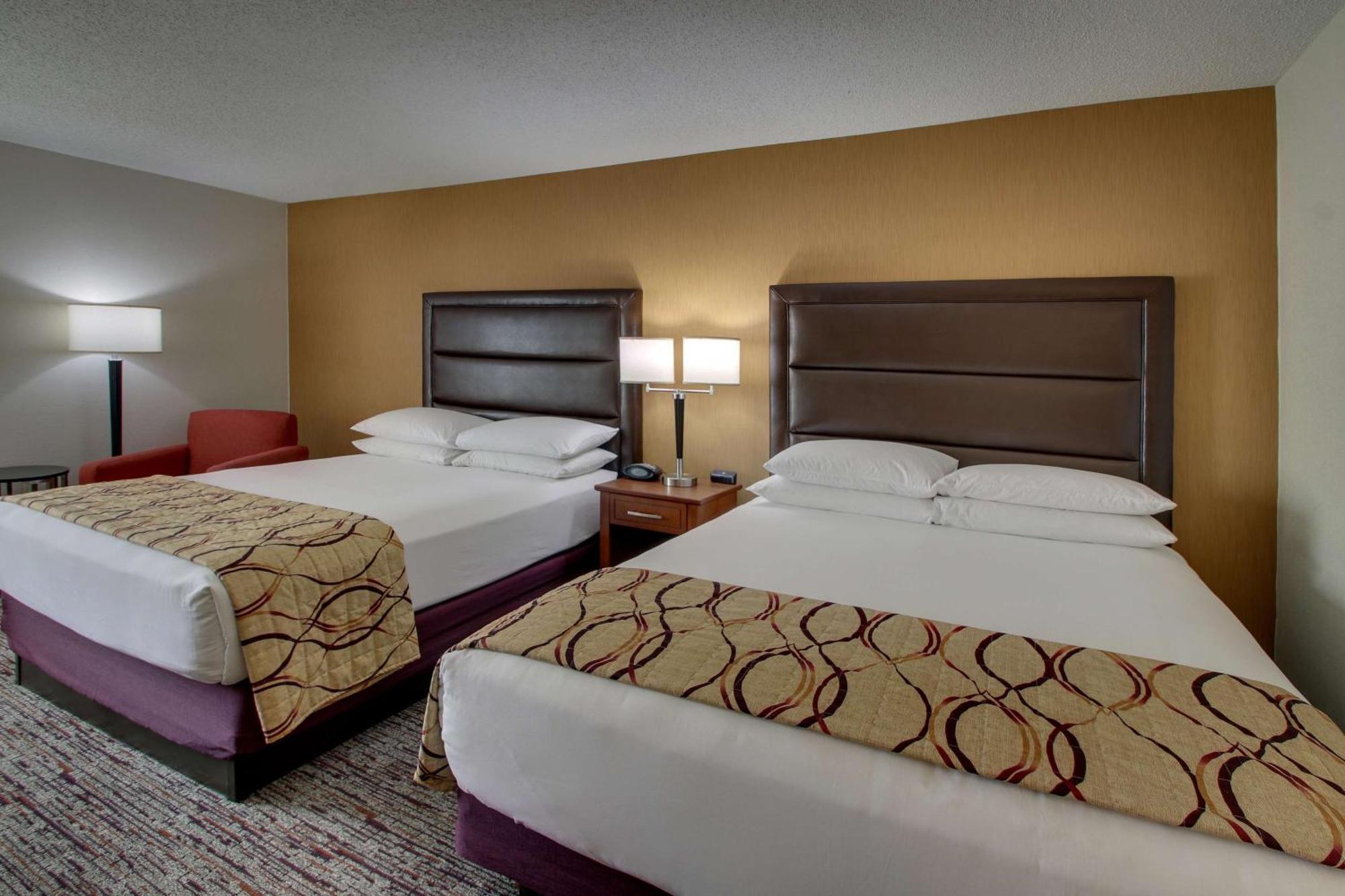 Drury Inn & Suites Bowling Green Bagian luar foto