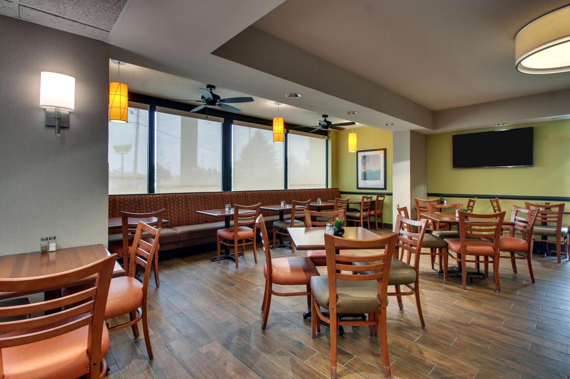 Drury Inn & Suites Bowling Green Bagian luar foto