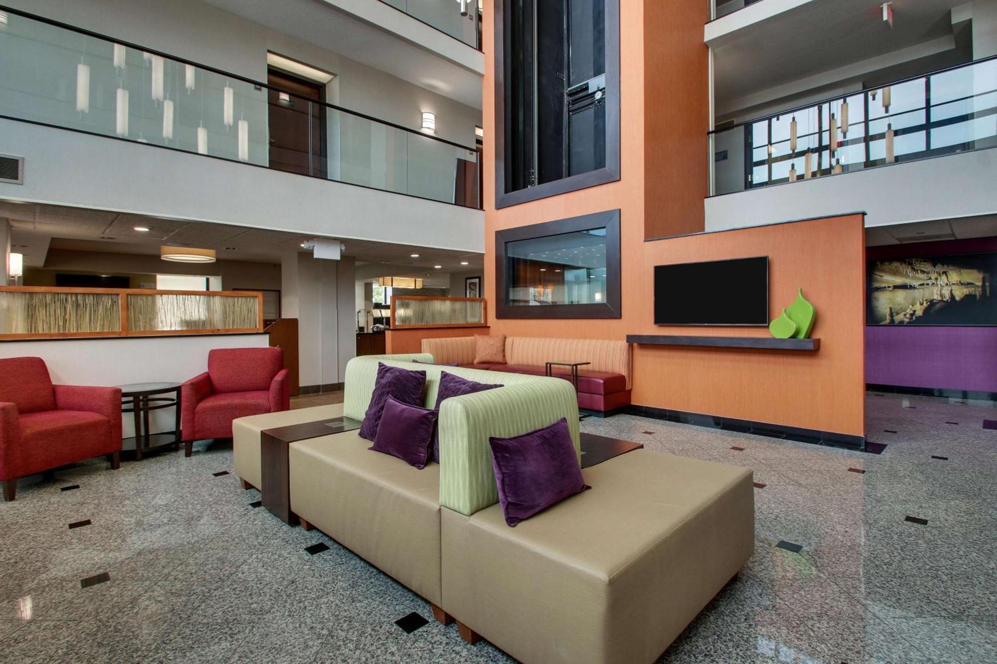 Drury Inn & Suites Bowling Green Bagian luar foto