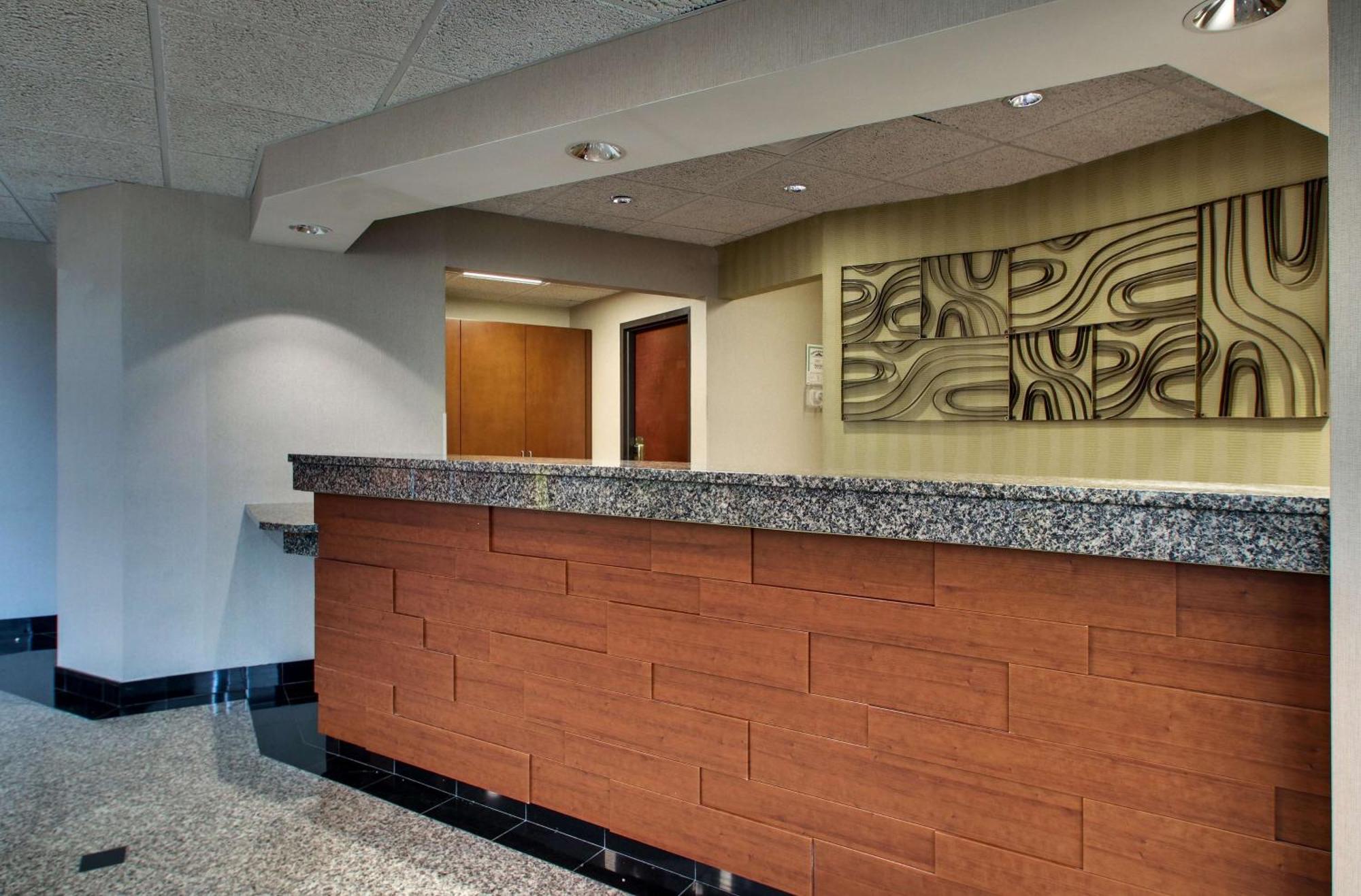 Drury Inn & Suites Bowling Green Bagian luar foto