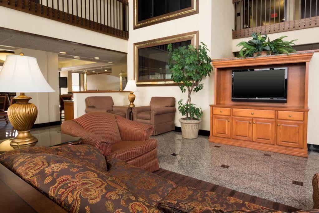 Drury Inn & Suites Bowling Green Bagian luar foto