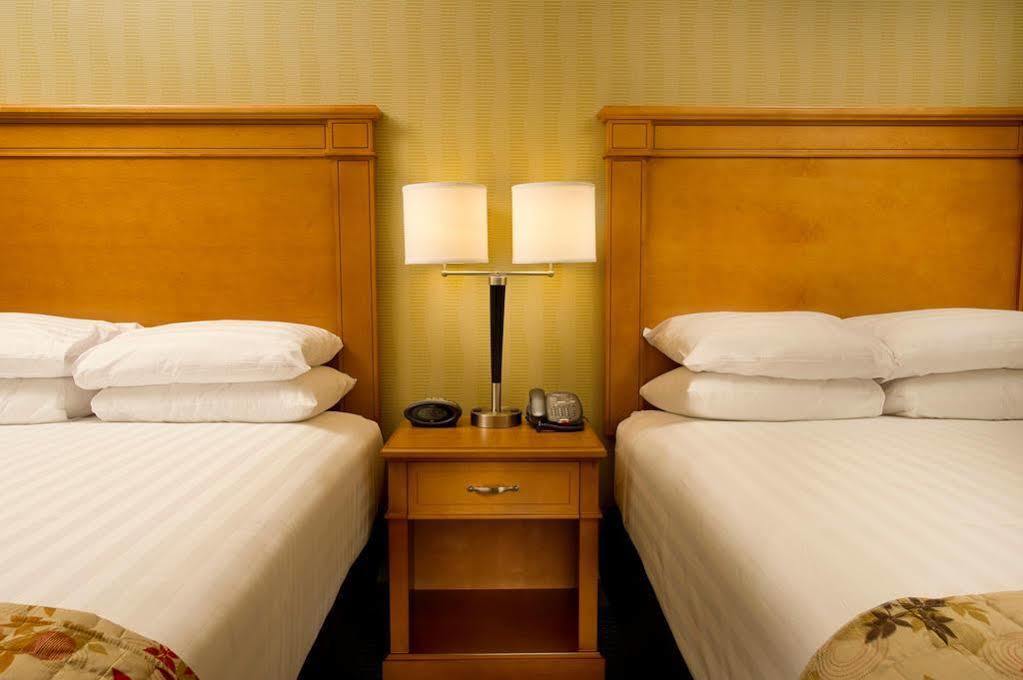 Drury Inn & Suites Bowling Green Bagian luar foto